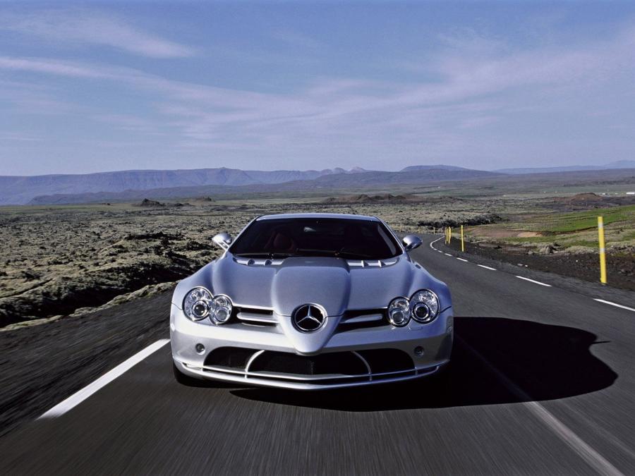  Mercedes-Benz SLR McLaren 2004 года  (фото 51 из 175)